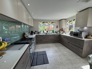 KITCHEN AREA- click for photo gallery